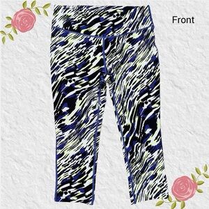 Layer 8 Printed Active Capri Leggings